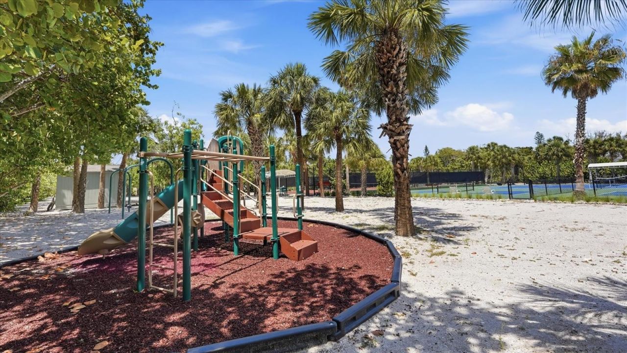 7723 Sanderling Road, Sarasota, FL 34242 Photo