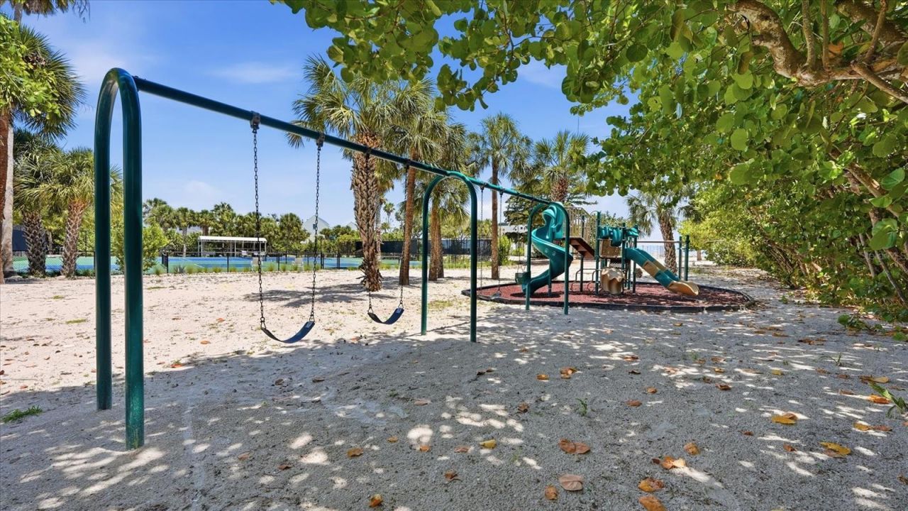 7723 Sanderling Road, Sarasota, FL 34242 Photo