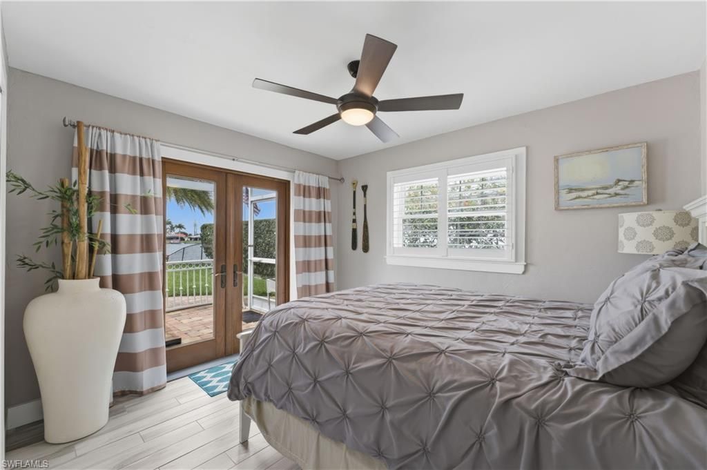 858 SE 1st Ter, Cape Coral, FL 33990 Photo