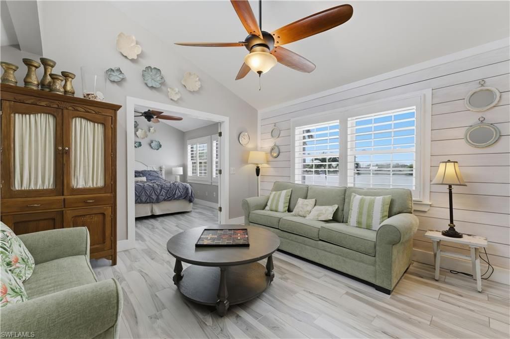 858 SE 1st Ter, Cape Coral, FL 33990 Photo