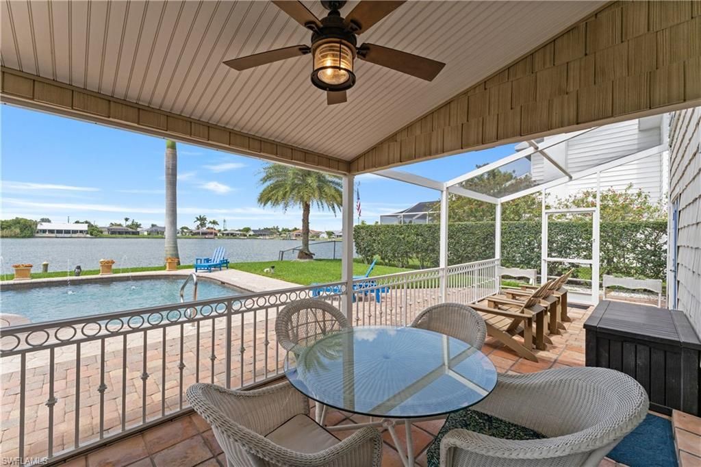 858 SE 1st Ter, Cape Coral, FL 33990 Photo
