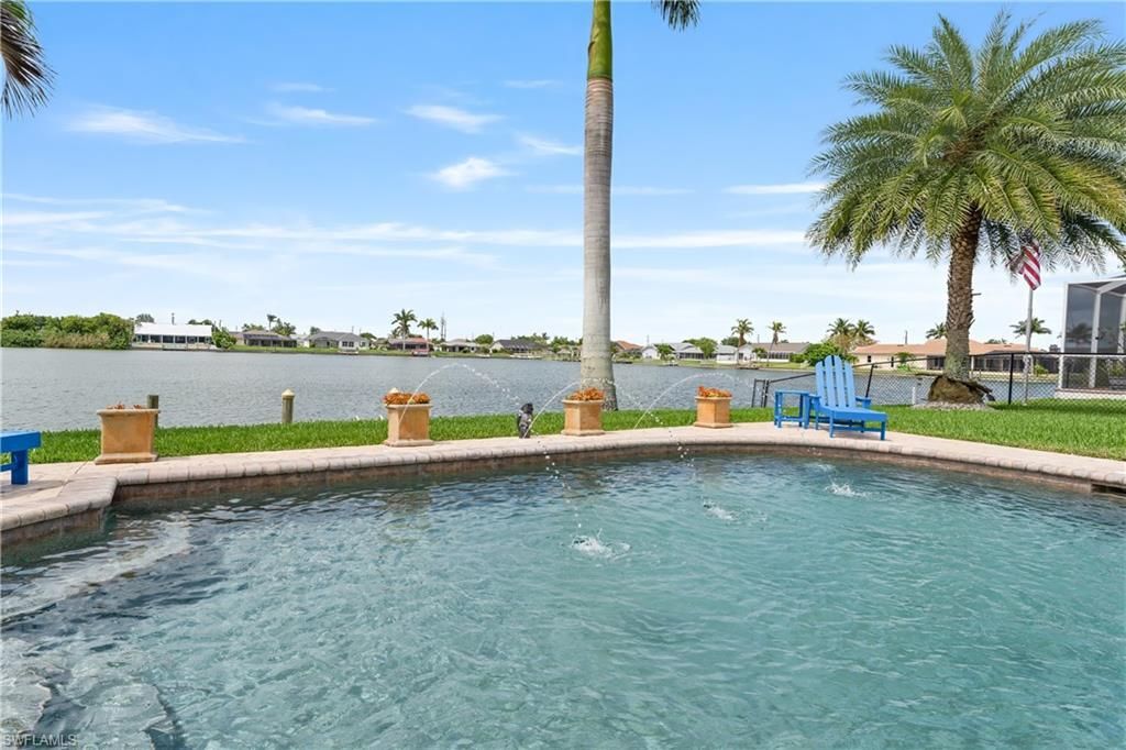 858 SE 1st Ter, Cape Coral, FL 33990 Photo