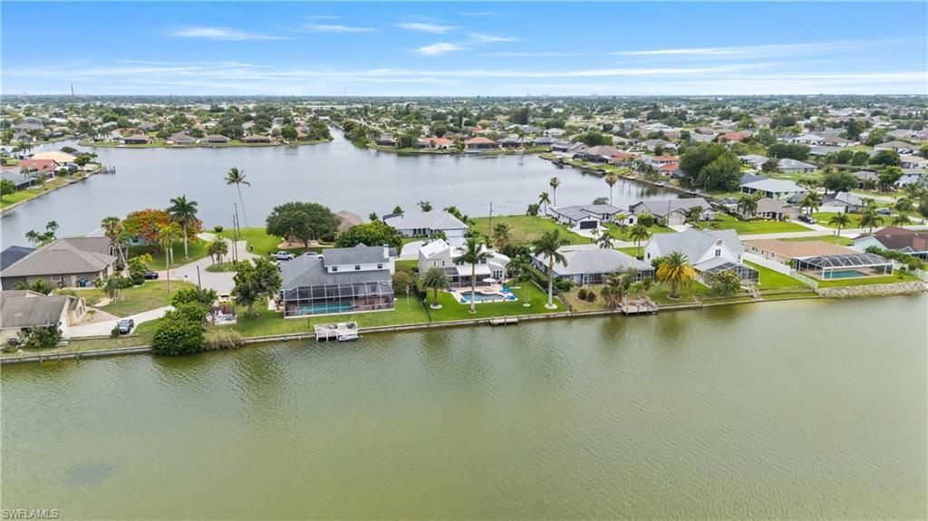 858 SE 1st Ter, Cape Coral, FL 33990 Photo