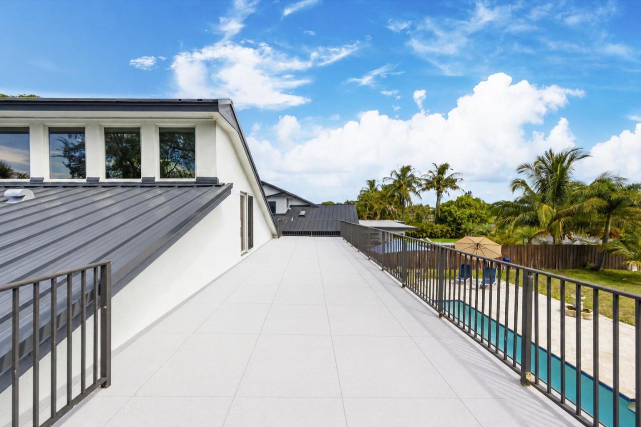 33 Oregon Lane, Boca Raton, FL 33487 Photo