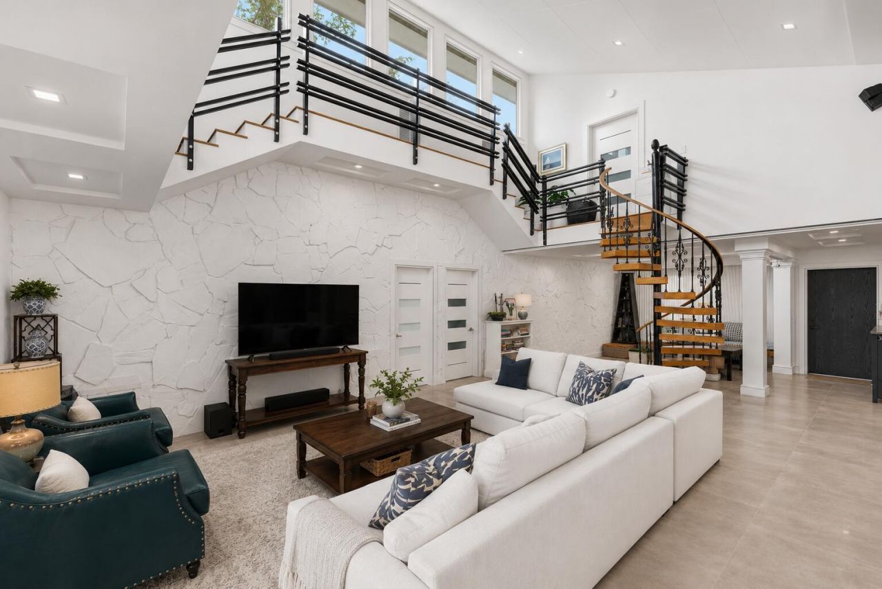 33 Oregon Lane, Boca Raton, FL 33487 Photo