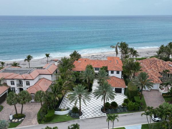 14 Ocean Drive, Jupiter Inlet Colony, FL 33469
