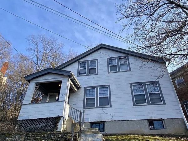 727 Riddle Road, Cincinnati, OH 45220