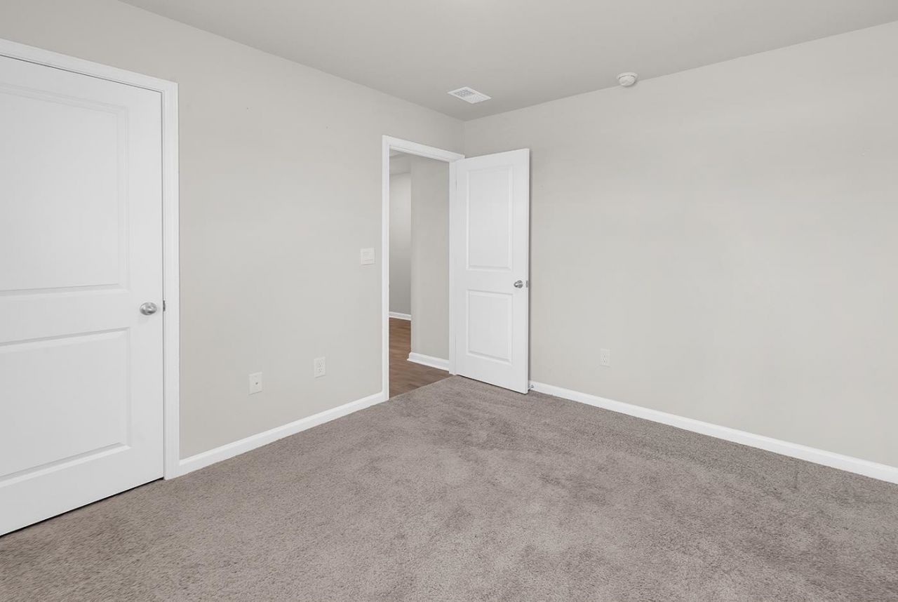 193 Country Grove Way  Photo 12