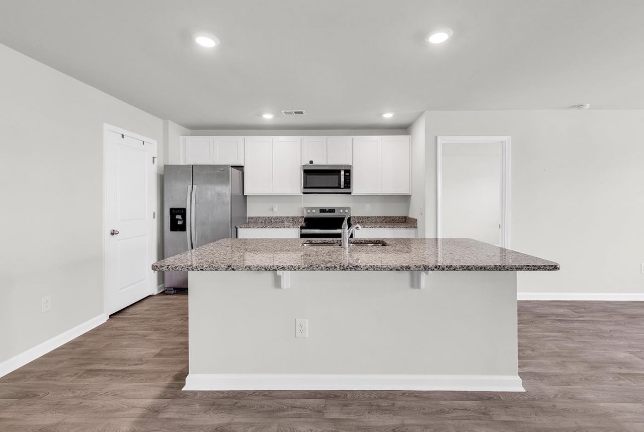 193 Country Grove Way  Photo 4