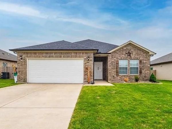 4811 Henry Street, Greenville, TX 75401