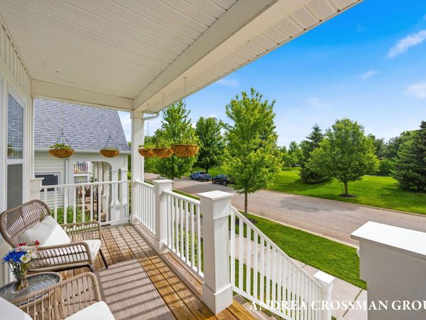 2130 Kensington Park Circle, Holland, MI 49423