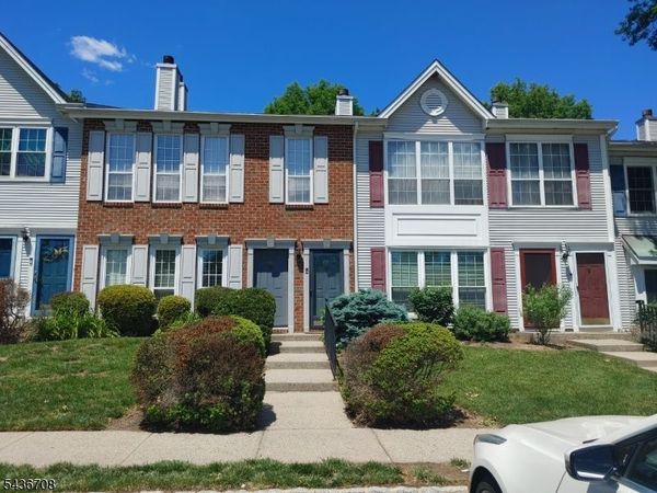 98 Amethyst Way, Franklin, NJ 08823