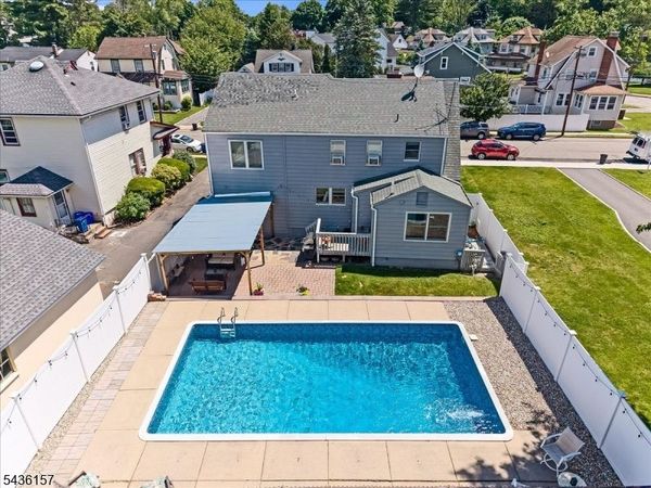 121 Kanouse St, Boonton, NJ 07005