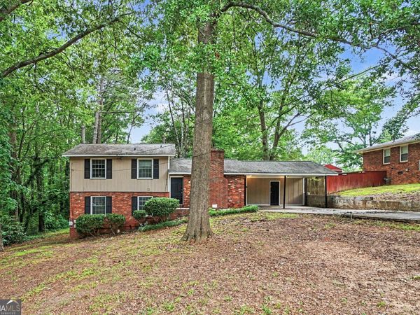 6436 Piney Circle SW, Mableton, GA 30126