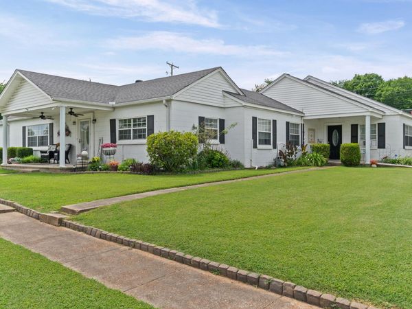 111 NW Front St., Bradford, AR 72020