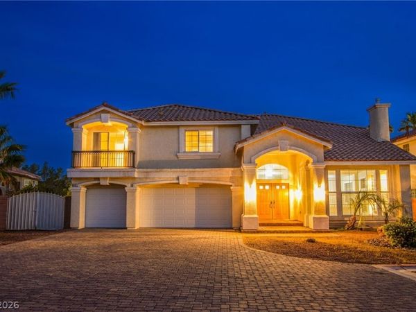 6637 Coronado Palms Avenue , Las Vegas, NV 89139