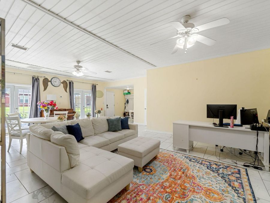 Property Image 42