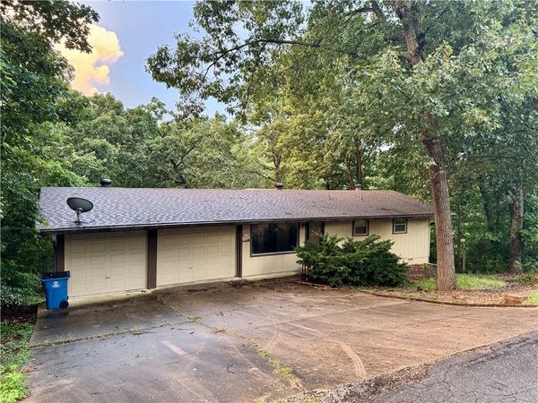 19 Gore Lane , Bella Vista, AR 72715