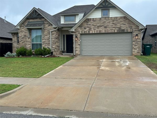 5109 S Walnut Creek Drive , Sand Springs, OK 74063
