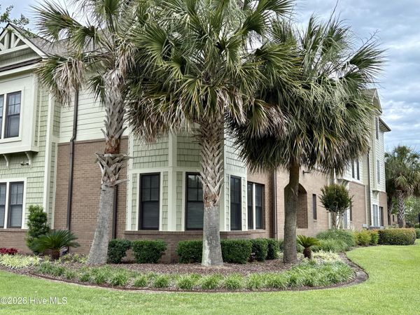 561 Garden Terrace Drive , Unit 104, Wilmington, NC 28405