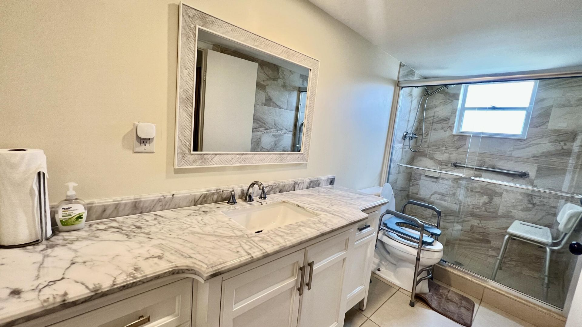7 Greenway Village N, Unit 105, Royal Palm Beach, FL 33411 Photo