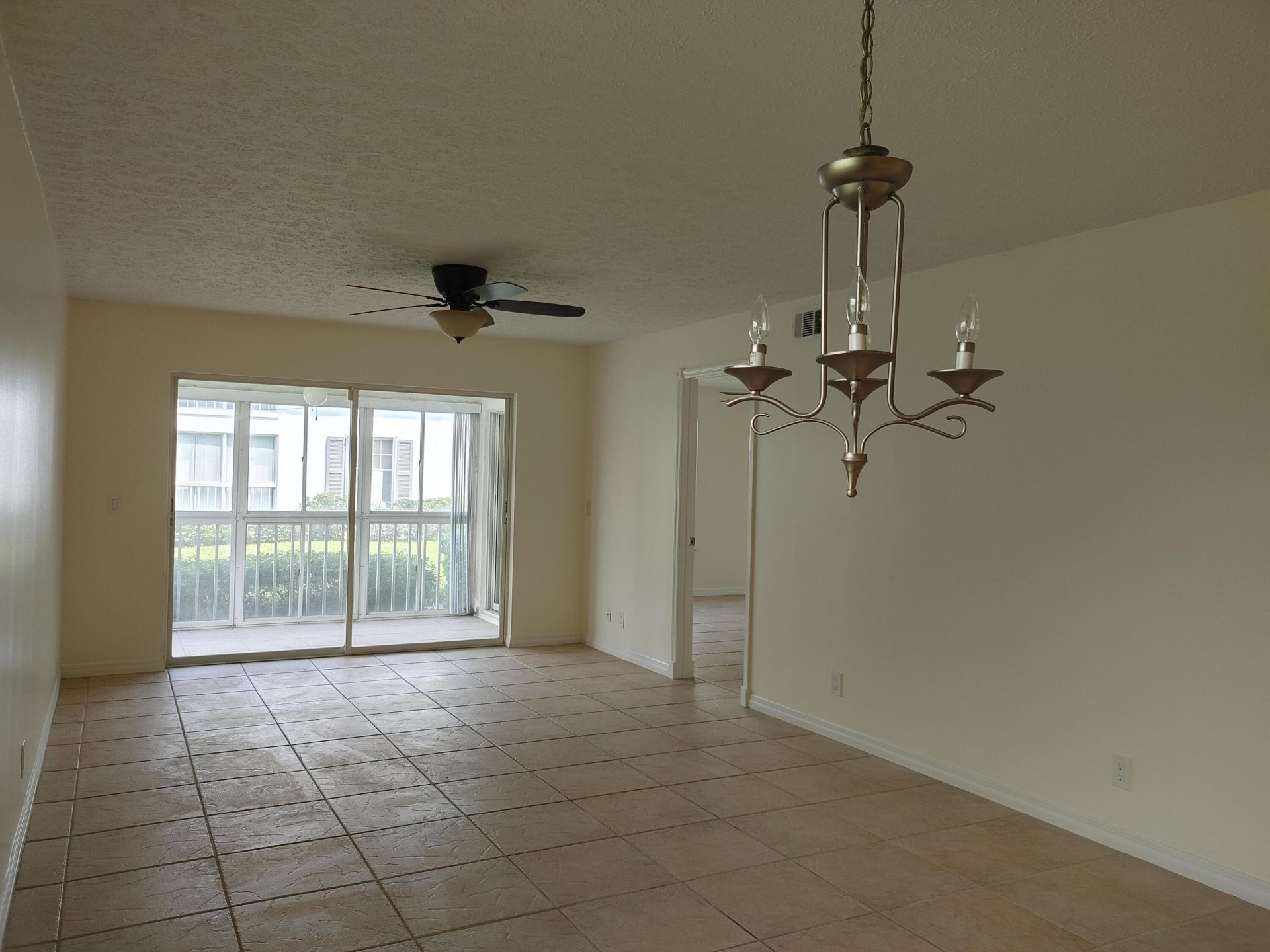 801 SE Central Parkway, Unit 7, Stuart, FL 34994 Photo