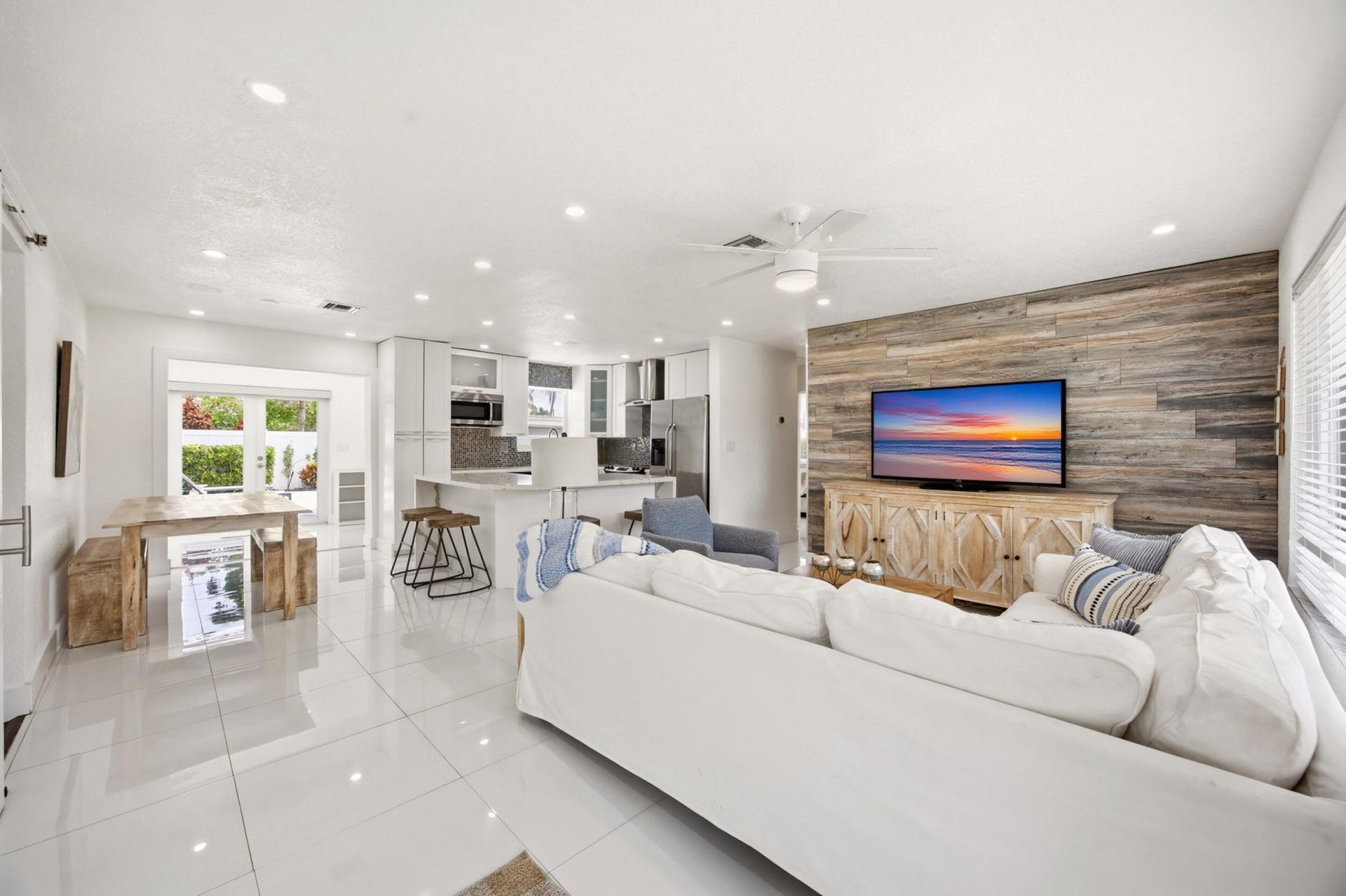 817 SE 16th Street, Deerfield Beach, FL 33441 Photo