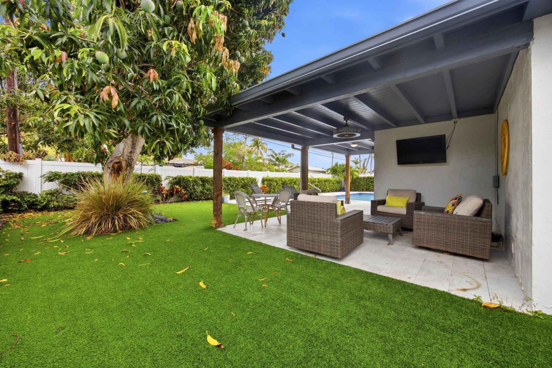 817 SE 16th Street, Deerfield Beach, FL 33441 Photo