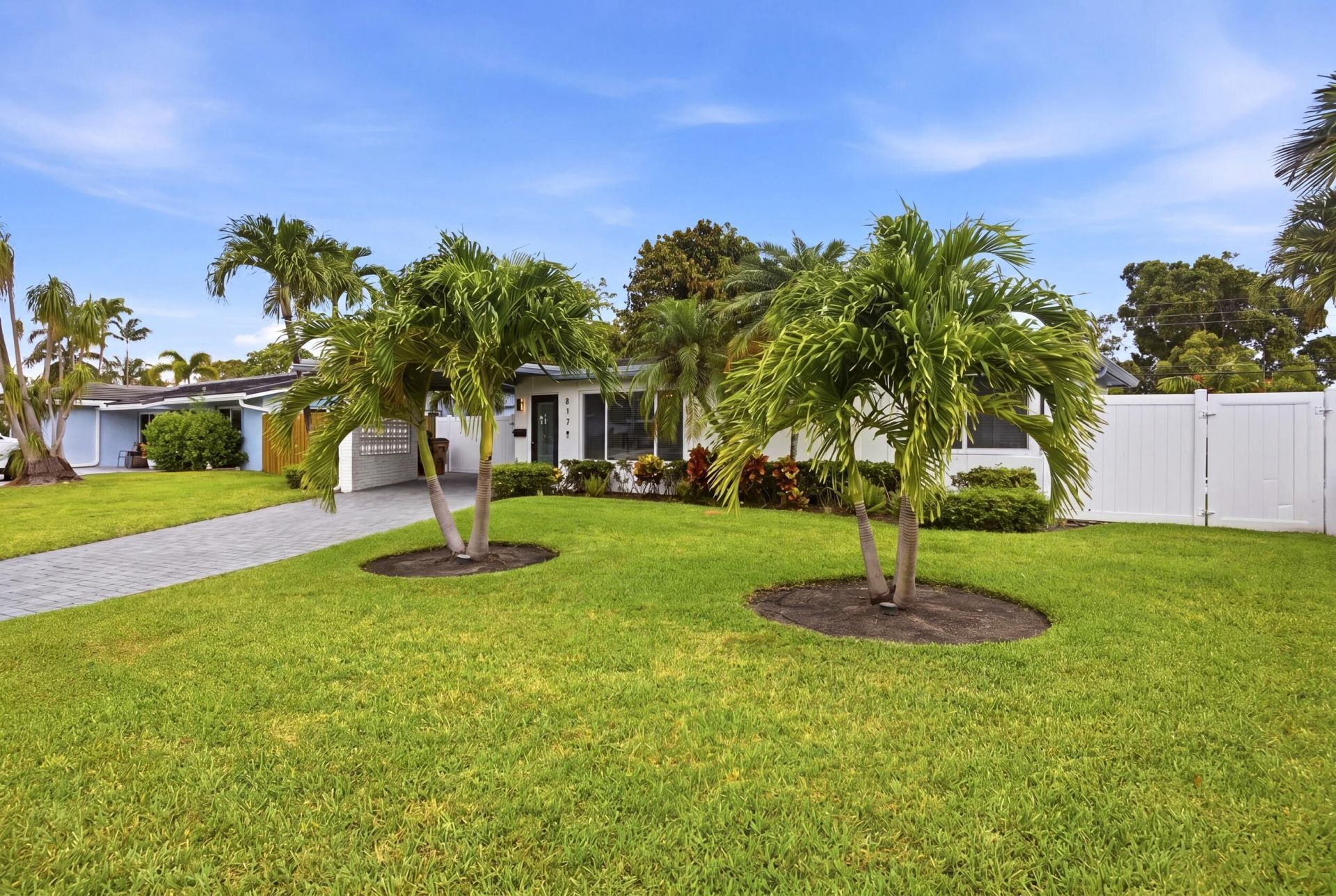 817 SE 16th Street, Deerfield Beach, FL 33441 Photo