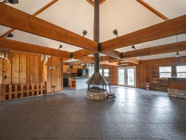98 Whispering Pines Lane, Steelville, MO 65565