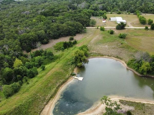 2517 St Highway 31 , Hubbard, TX 76648