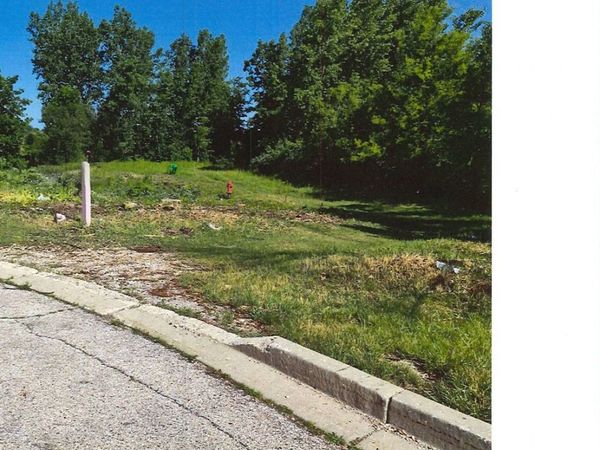 Lot 1 Richmond Road N, McHenry, IL 60050
