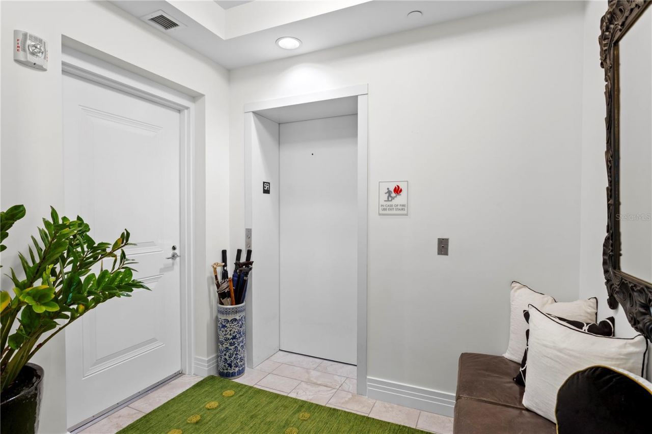1325 Snell Isle Boulevard Ne, Unit 507, Saint Petersburg, FL 33704 Photo