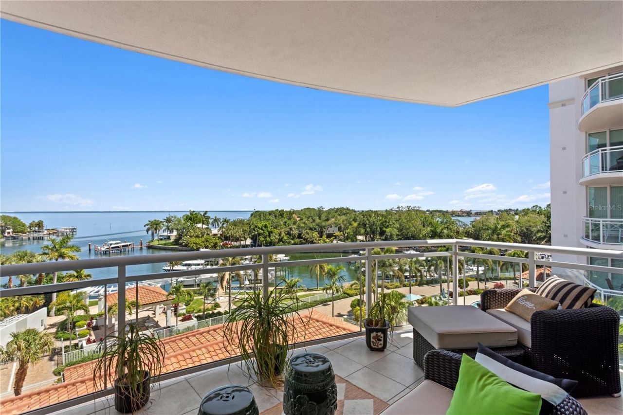 1325 Snell Isle Boulevard Ne, Unit 507, Saint Petersburg, FL 33704 Photo