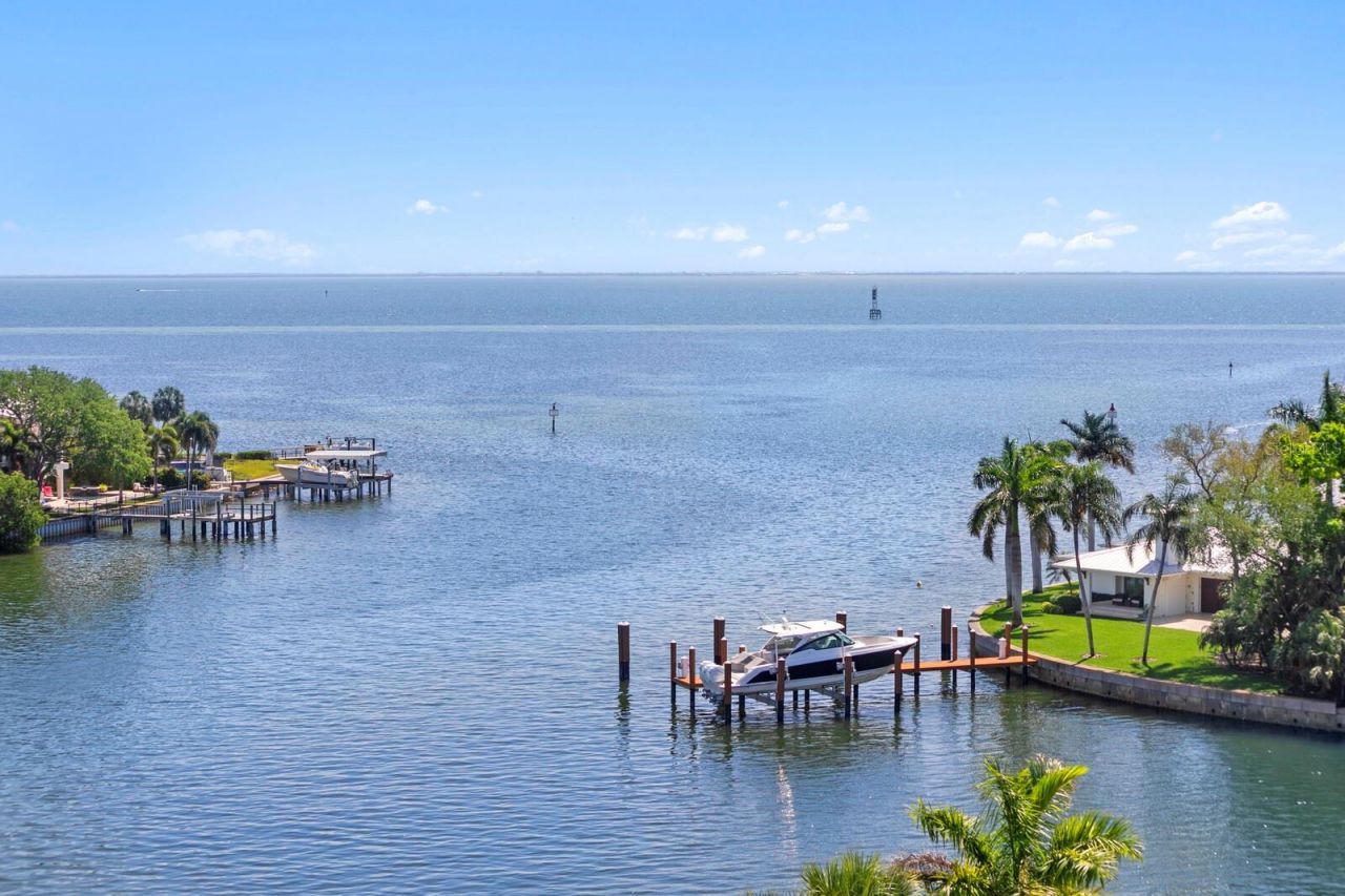 1325 Snell Isle Boulevard Ne, Unit 507, Saint Petersburg, FL 33704 Photo