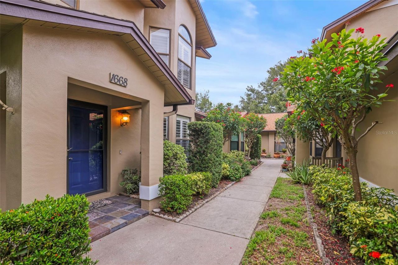 1668 Hamilton Court, Unit 2061, Dunedin, FL 34698 Main Photo