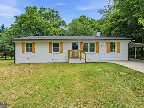 4062 Donna Lane, Loganville, GA 30052