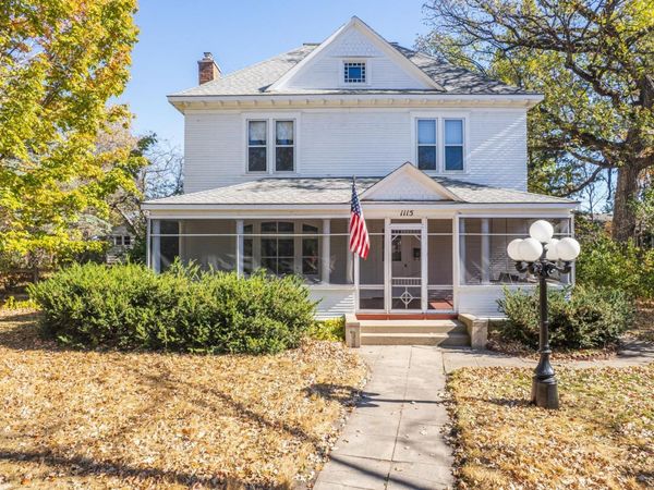 1115 Summit Avenue , Detroit Lakes, MN 56501