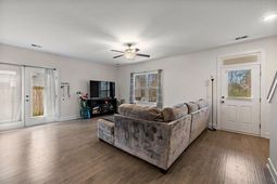 8210 S Antler Drive photo 4