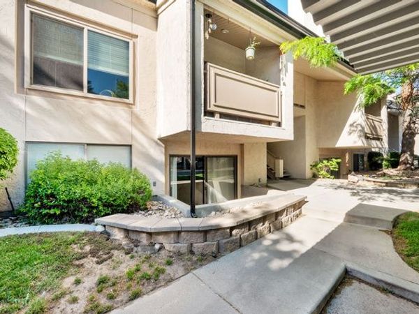 955 E CREEK HILL LN , Unit 10, Midvale, UT 84047