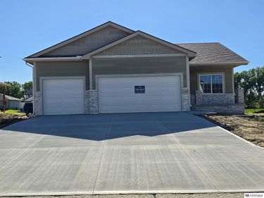 11406 N 161 Avenue, Bennington, NE 68007