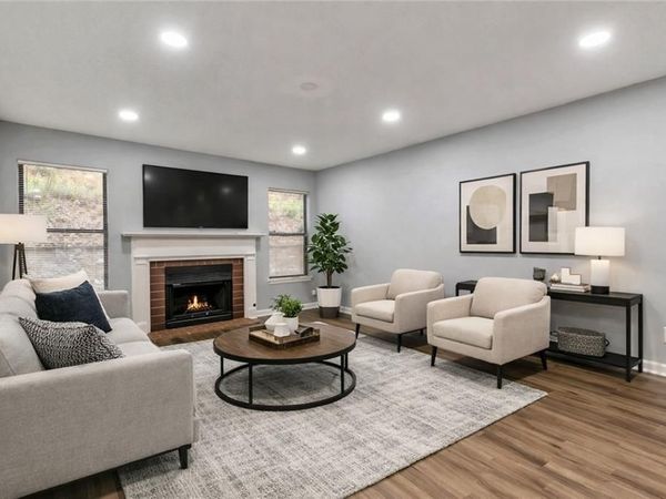 1502 Huntingdon chase , Atlanta, GA 30350