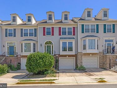 7059 KINGS MANOR DR, Unit 7059, ALEXANDRIA, VA 22315