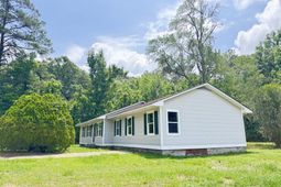 15063 Sniders Highway photo 4