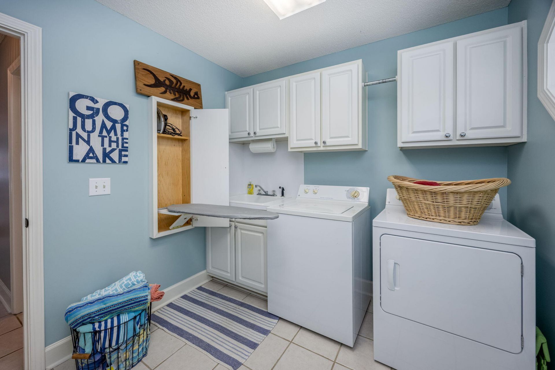 1170 Shore Drive Photo 25