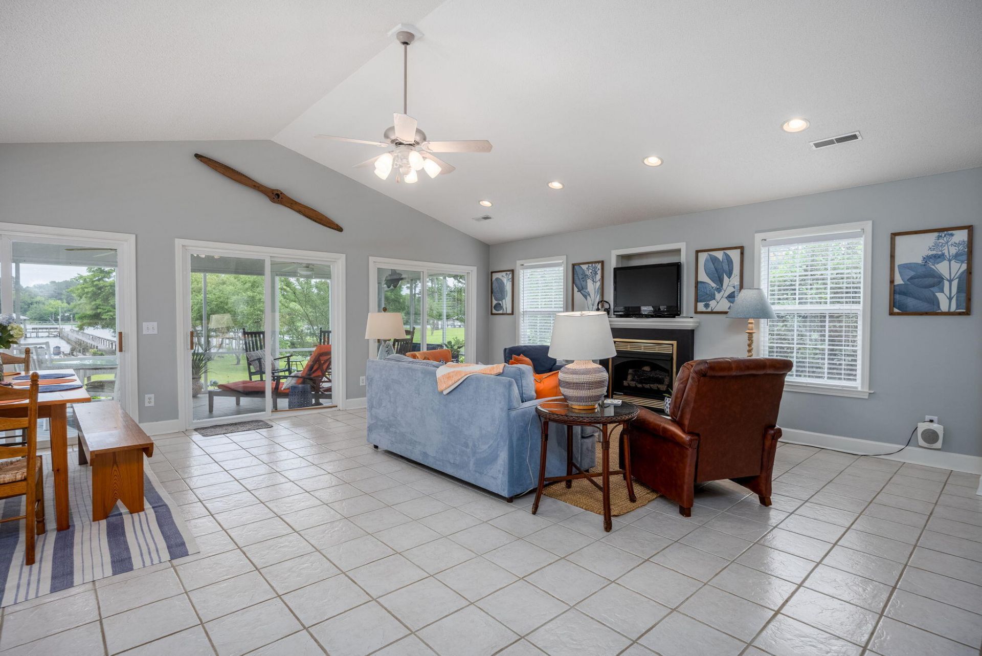 1170 Shore Drive Photo 8