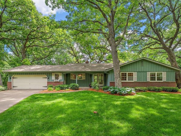 13040 132nd Street W, Apple Valley, MN 55124