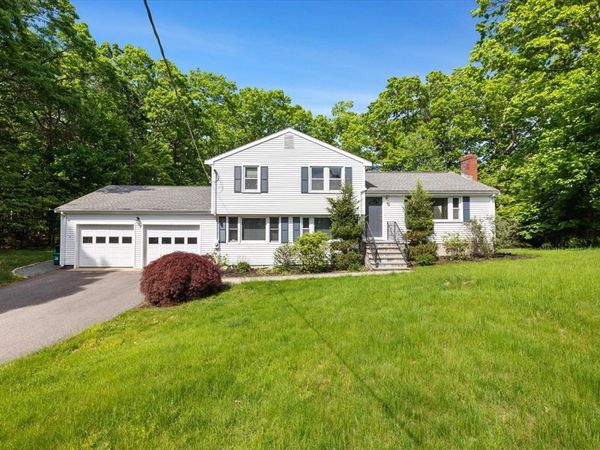 3 Stonewood Drive, Canton, MA 02021