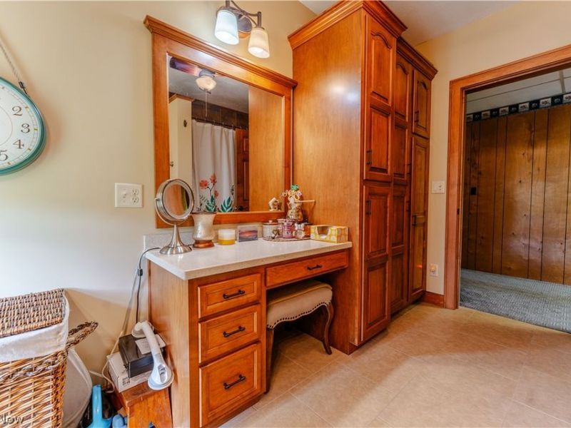 6587 Barkley Rd Road , Uhrichsville, OH 44683 Photo 23