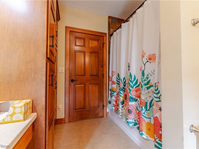 6587 Barkley Road, Uhrichsville, OH 44683 Photo 25